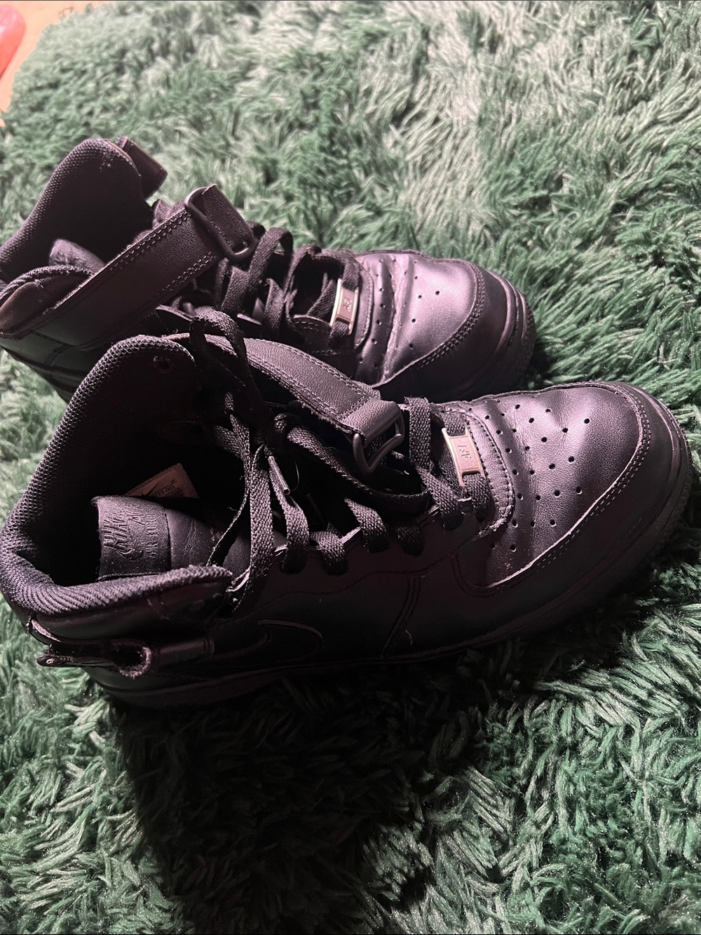 All-Black mid Air Force 1s Men's Sneakers with Strap